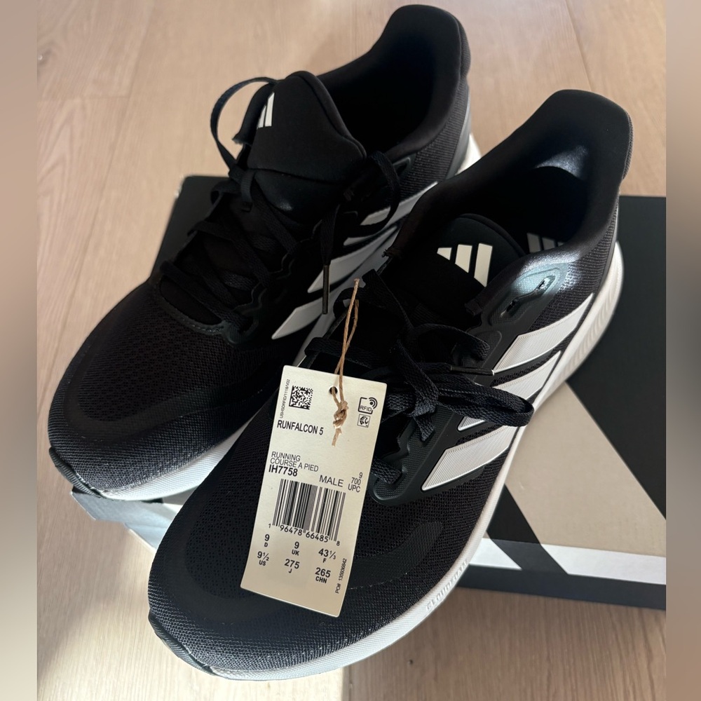 NIB Adidas Falcon 5 Running Shoe - M9.5